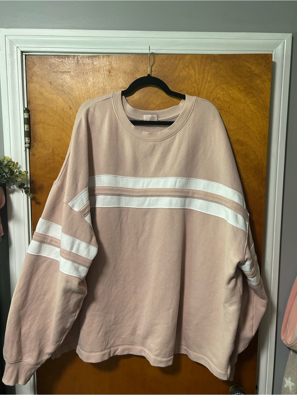 nuuds Varsity Crewneck